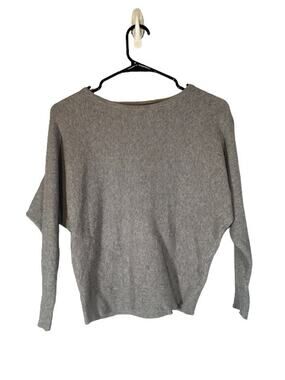 T Tahari Gray Long Batwing Sleeve Boat Neck Knit Sweater Women Sz S